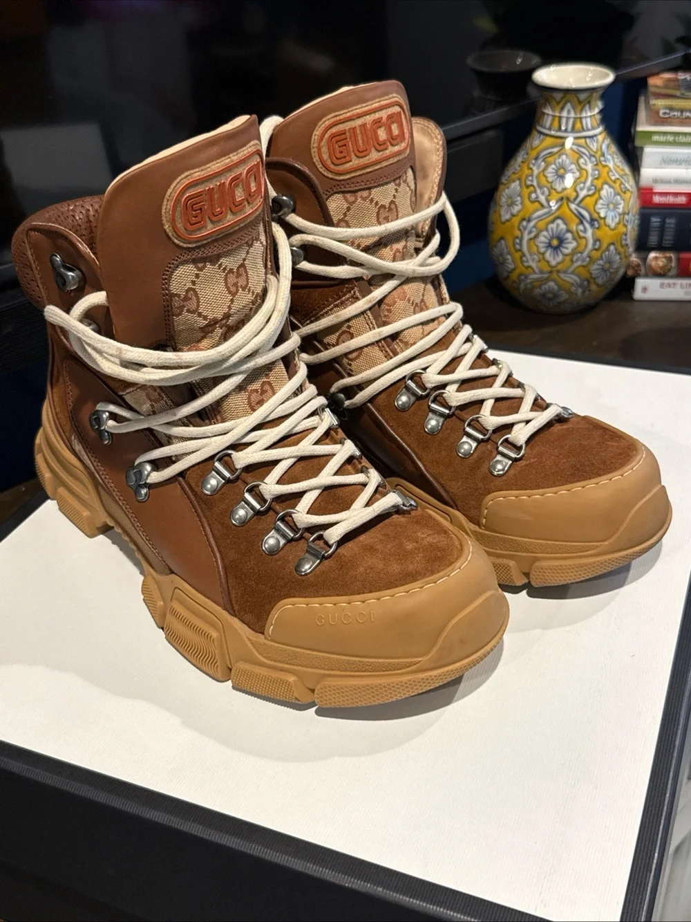 GUCCI GG Monogram Canvas Suede Flashtrek Hiking Boot Tan Brown Sz 8.5